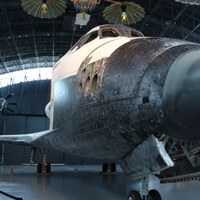 Wahadłowiec wylądował w Muzeum Lotnictwa w Waszyngtonie
