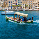 Wakacje i Malta: Odporność zbiorowa oraz oczekiwanie na turystów 