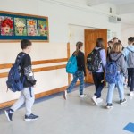 Wakacje ruchome jak ferie? MEN odpowiada. "Nie planujemy" 