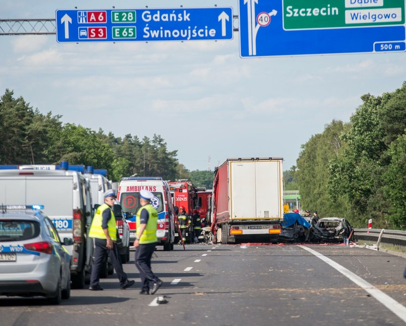 Wakacje to najniebezpieczniejszy okres na polskich drogach! /Marek Szandurski/East News /Agencja SE/East News