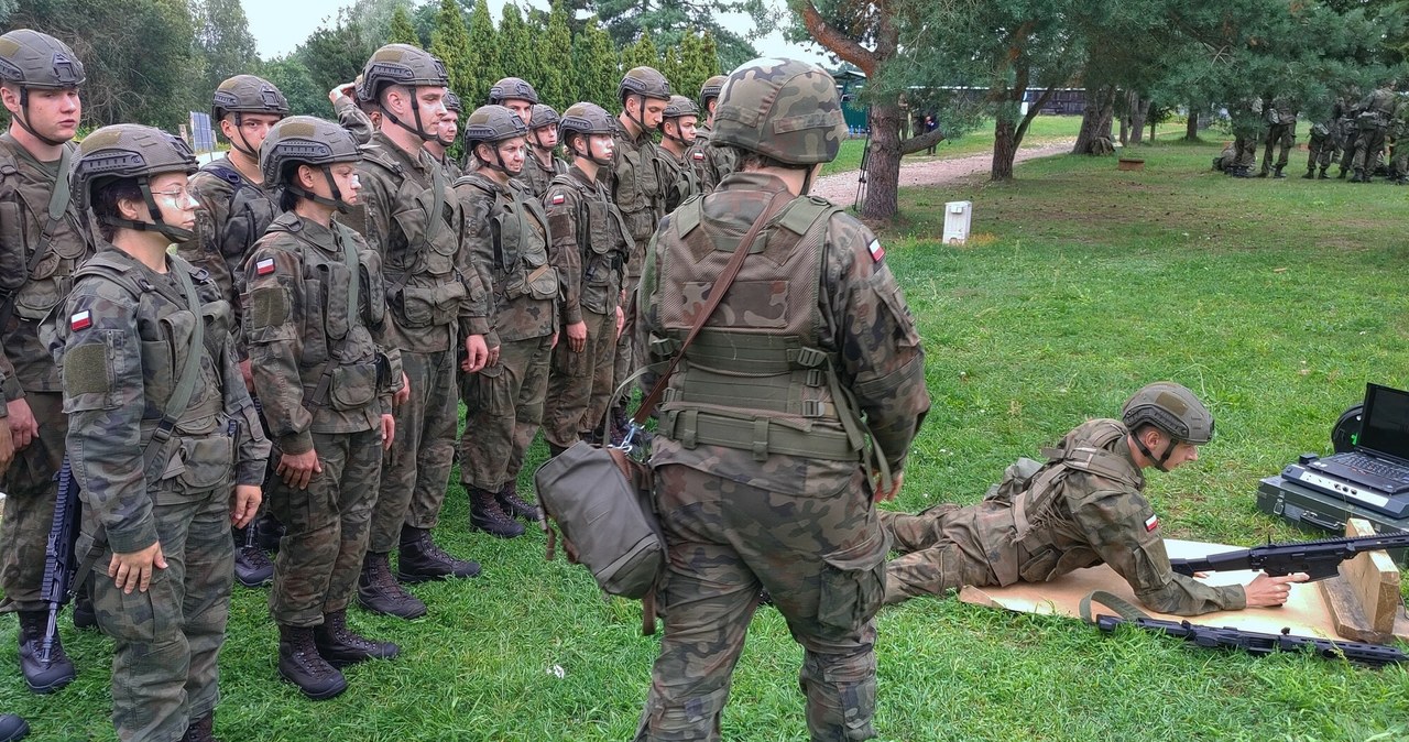 "Wakacje z wojskiem” to ogólnopolski program realizowany przez Ministerstwo Obrony Narodowej. /Hubert Hardy /Reporter