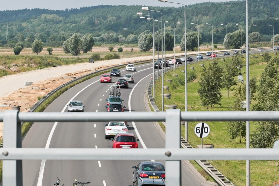 Wakacyjny weekend na drogach: Polacy ruszyli nad morze /Lech Muszyński /PAP