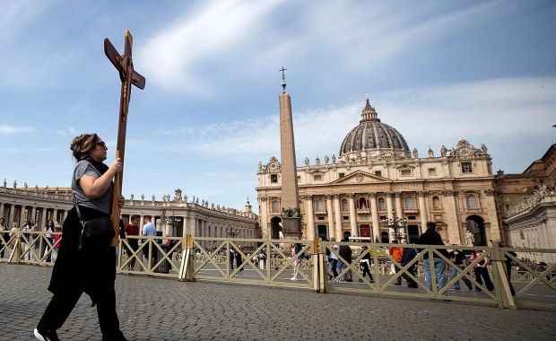 Wakat w Stolicy Apostolskiej. Co teraz będzie się działo w Watykanie?