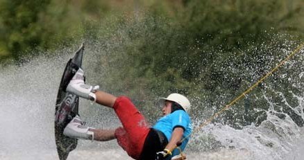 Wakeboard to niezwykle widowiskowa dyscyplina... /AFP