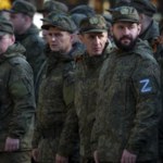 Walą drzwiami i oknami. 30 tys. Rosjan co miesiąc i 30 tys. Koreańczyków