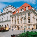 Walczą o legnicki teatr. Trwa zbiórka podpisów