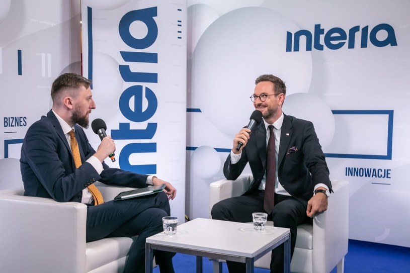 Waldemar Buda, minister rozwoju i technologii w studiu Interii /Fot. Ireneusz Rek /INTERIA.PL