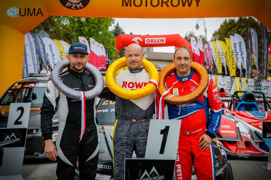 Waldemar Kluza (POL) wygrał z Grzegorzem Rożalskim (Mitsubishi Lancer EVO IX) jubileuszowy, 20. ORLEN Wyścig Górski Prządki /Agnieszka Wołkowicz /Materiały prasowe