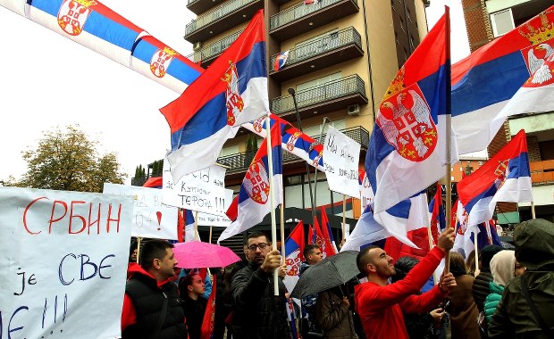 Walka o tablice. Serbowie kosowscy buntują się przeciwko decyzjom Prisztiny