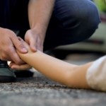 Walka o życie nieprzytomnej matki. Obok trójka małych dzieci