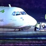 Walka z wiatrem i twarde lądowanie. Chwile grozy na lotnisku w Belfaście