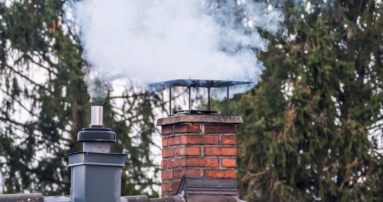 Walka ze smogiem może być kołem zamachowym polskiej gospodarki /123RF/PICSEL