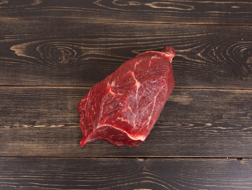 Walka ze zmianami klimatycznymi oznacza zmniejszenie produkcji mięsa. Zdj. ilustracyjne /123RF/PICSEL