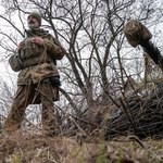 Walki pod Bachmutem znacznie zmniejszyły rezerwy armii rosyjskiej [ZAPIS RELACJI]