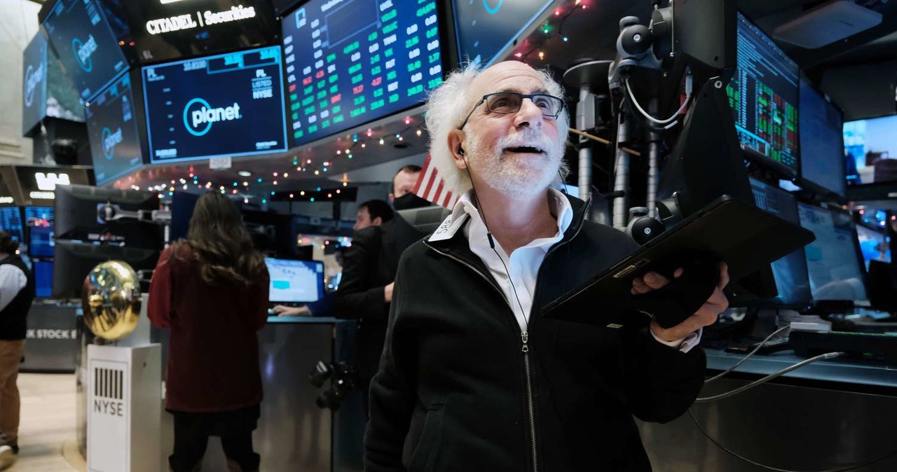 Wall Street: Indeks Dow Jones piąty dzień w górę /AFP