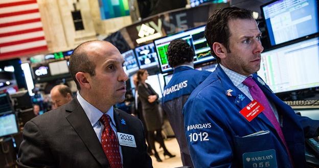 Wall Street lekko w dół, w centrum uwagi Fed i dolar /AFP