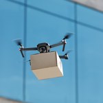 Walmart inwestuje w drony. Chce dostarczać nimi ponad milion paczek rocznie