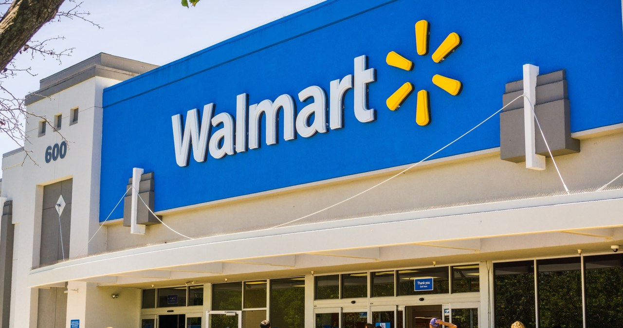 Walmart rozszerzy swoją usługę dostaw dronami /123RF/PICSEL