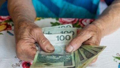 Waloryzacja emerytur 2026 już pewna. Ile zyskają seniorzy?