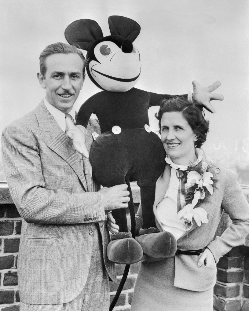 Walt Disney z żoną i Myszką MIki /Bettmann /Getty Images