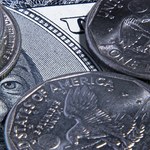 Waluty: Kurs euro hamuje, kurs dolara zawraca 
