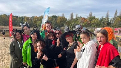 Wampiry i czarownice. Halloweenowe morsowanie we Wrocławiu