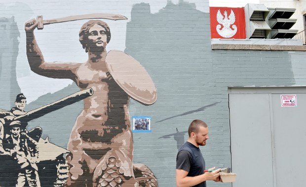 Wandal zatrzymany za zniszczenie polskiego muralu w Nowym Jorku