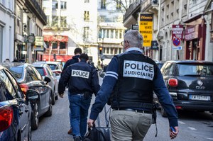 Wandalizm i groźby. W Paryżu pracownicy rosyjskich lokali są zastraszani