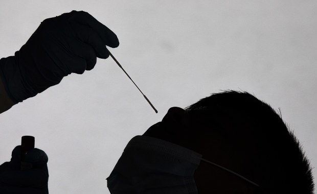 Wariant Lambda koronawirusa w Polsce: Mamy trzy przypadki zakażenia 