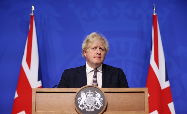 Wariant Omikron na Wyspach. Rząd ogłosił nowe restrykcje