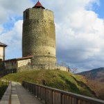 Warownia nad Dunajcem zachwyca. Co zobaczyć w Czchowie? 