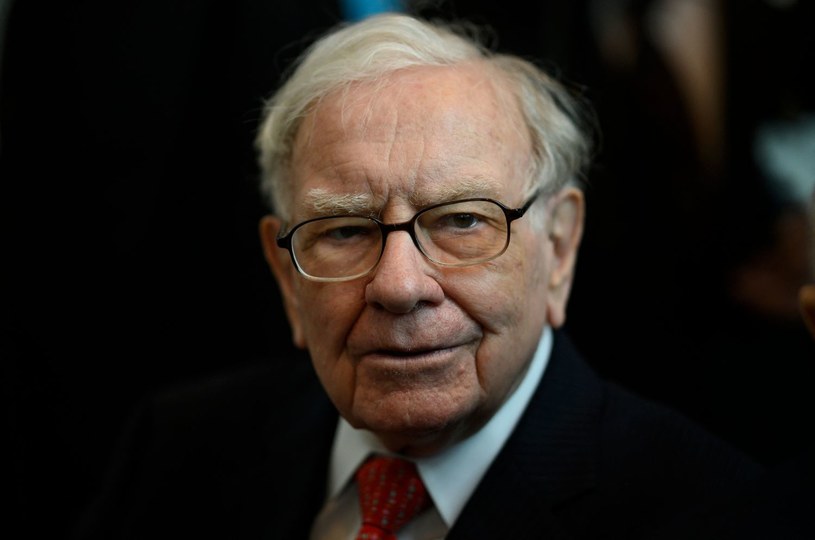 Warren Buffett, jeden z najbogatszych ludzi świata /AFP
