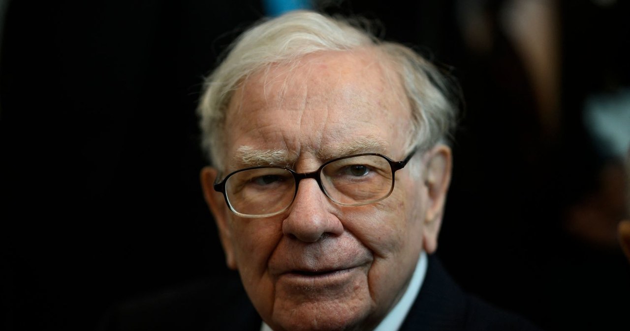 Warren Buffett, jeden z najbogatszych ludzi świata /AFP