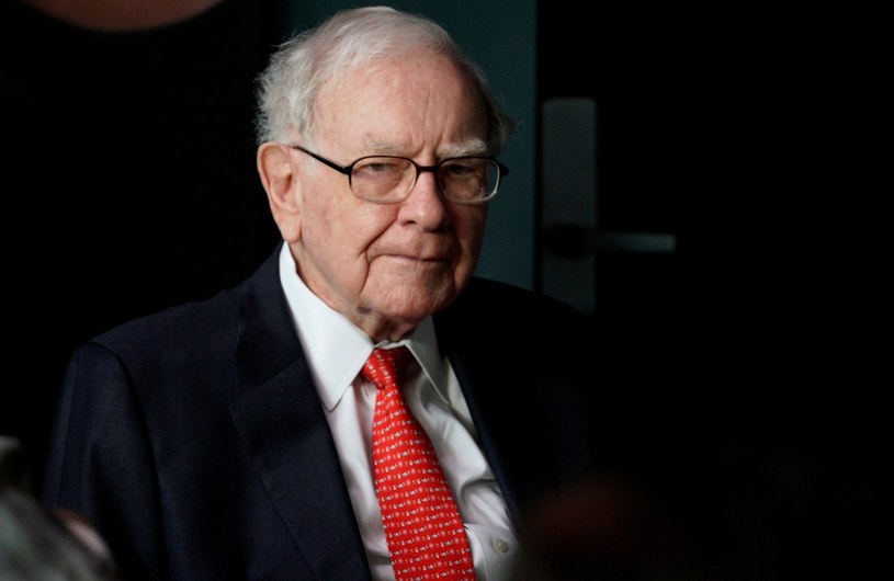 Warren Buffett ostrzega przed sztuczną inteligencją: Jest jak bomba atomowa