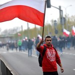 Warszawa 11 listopada: Trzy duże marsze i kilkanaście innych zgromadzeń [MAPA]
