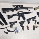Warszawa: 14-latkowie z atrapami broni napadli na rówieśników
