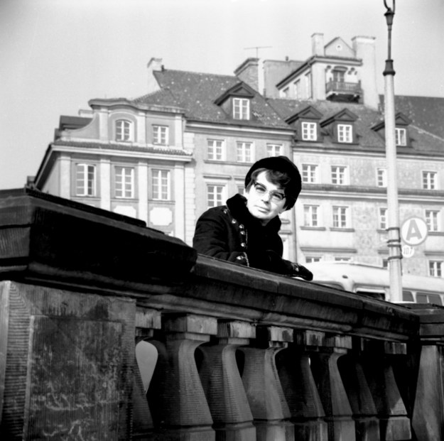 Warszawa 1969 r. Aktorka Danuta Szaflarska podczas spaceru po Starym Mieście /PAP/CAF-Zbigniew Matuszewski /PAP