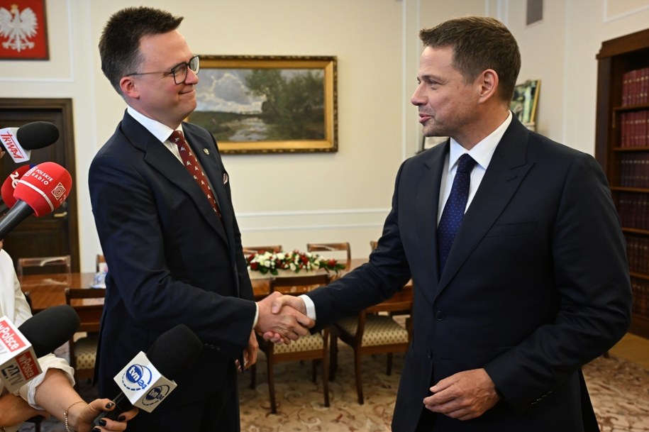 Warszawa, 20.05.2025, Szymon Hołownia oficjalnie deklaruje poparcie dla Rafała Trzaskowskiego /Radek Pietruszka /PAP