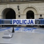 Warszawa: 61-latek zaatakowany ostrym narzędziem. Policja szuka napastnika