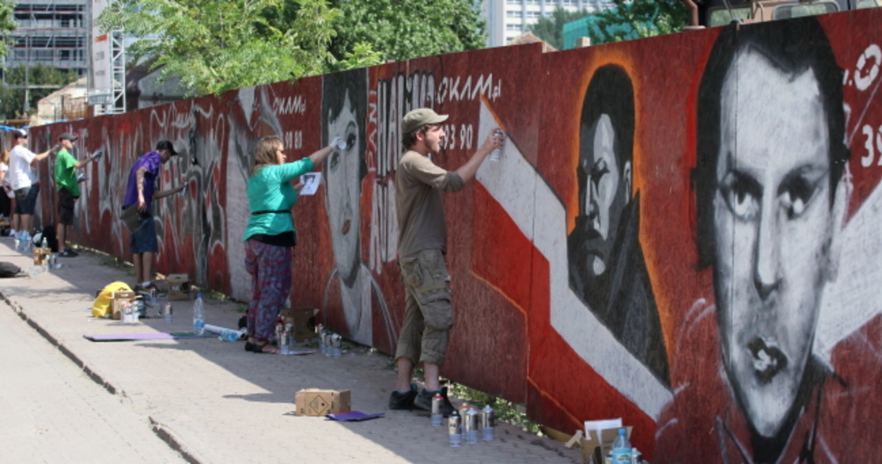 Warszawa: Graffiti na cześć powstańców