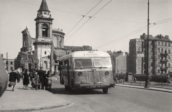 „Warszawa lata 40.” Nieznane zdjęcia z odradzającego się