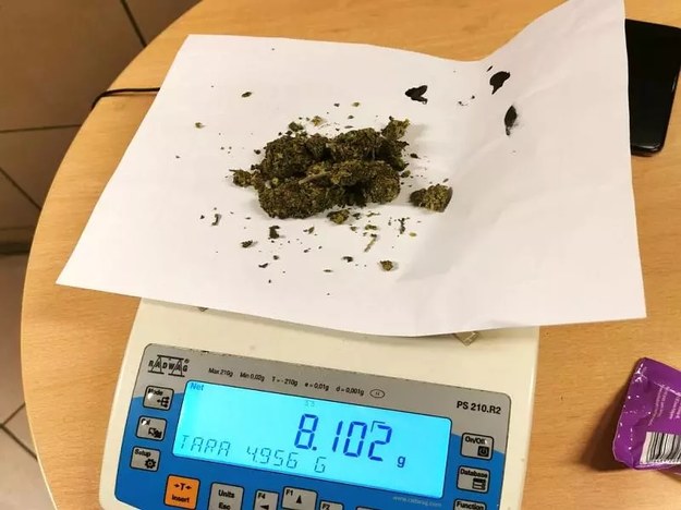 Warszawa: Marihuana w szkolnej szafce nastolatka /Państwowa Straż Pożarna