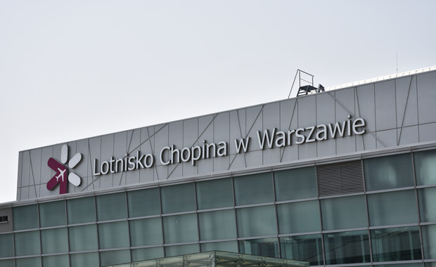 Warszawa: Na lotnisku Chopina darmowe testy w kierunku Covid-19 dla obywateli Ukrainy