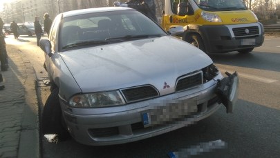 Warszawa: Na widok policjantów rzucili się do ucieczki