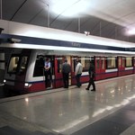 Warszawa: Opóźnienia metra z powodu awarii 