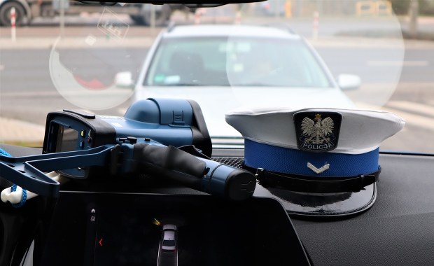 Warszawa: Pasażer postrzelił kierowcę taksówki. Policja szuka sprawcy