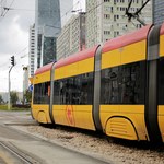 Warszawa: Pasażerowie powoli wracają do transportu publicznego