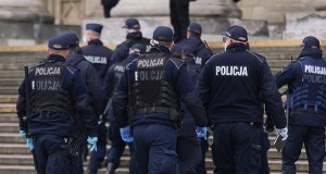 Warszawa: Podawali się za hydraulików i zabijali seniorki. Są zarzuty dla czterech osób