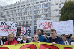 Warszawa: Protest przeciwko budowie CPK