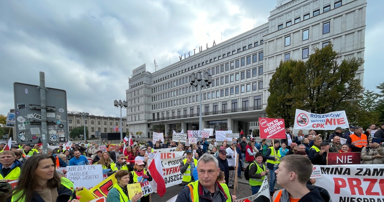 Warszawa: Protest przeciwko budowie CPK